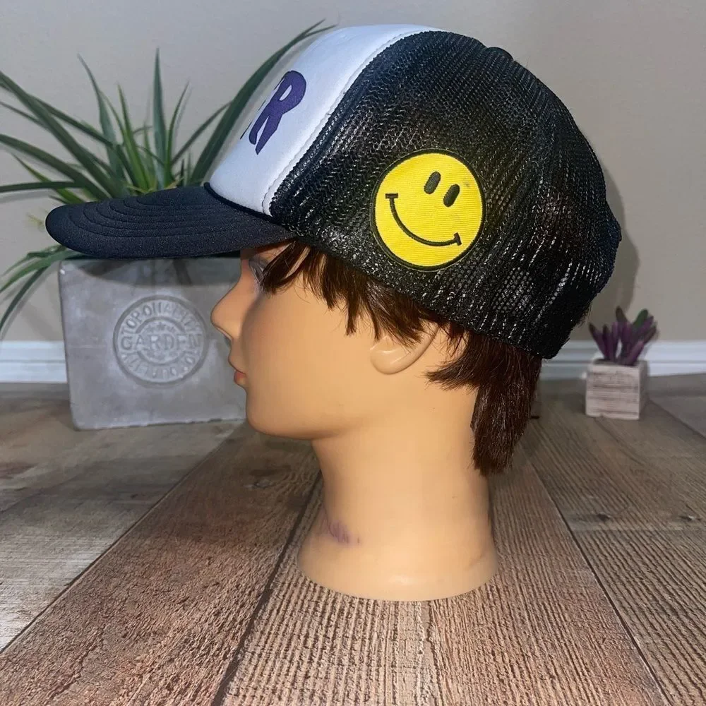 💜 Loner trucker hat snapback with patches